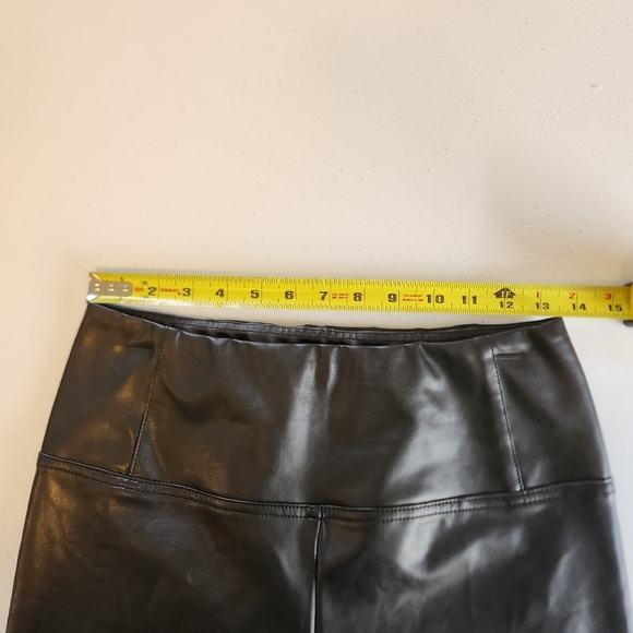 RW&CO High Waisted Rise Black Faux Leather Leggings Tights Pants Stretchy Career - Picture 10 of 12